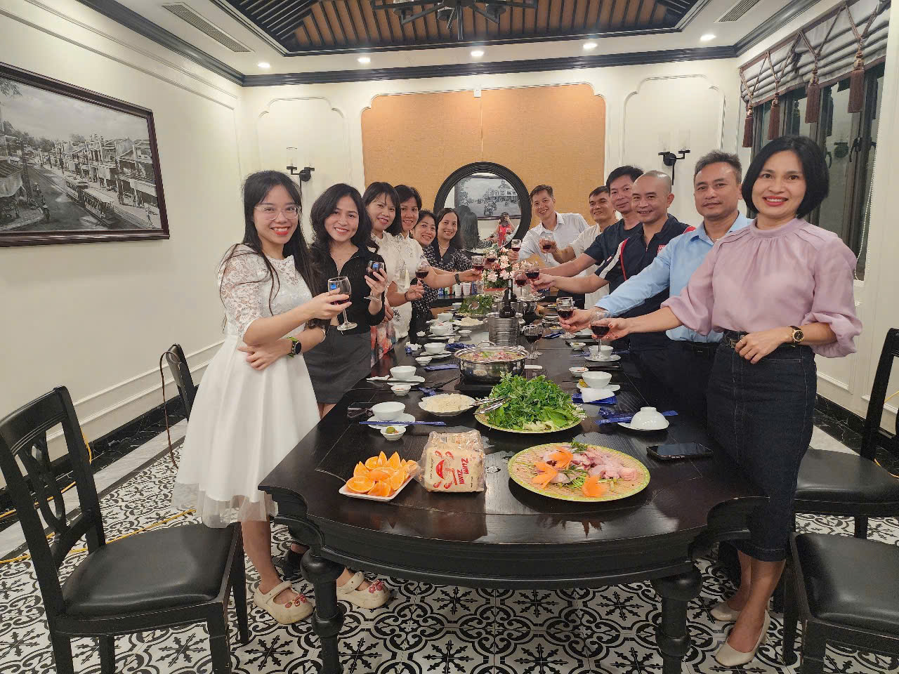 Nhà Hàng Lớn Tại Tuyên Quang Cho Khách Đoàn